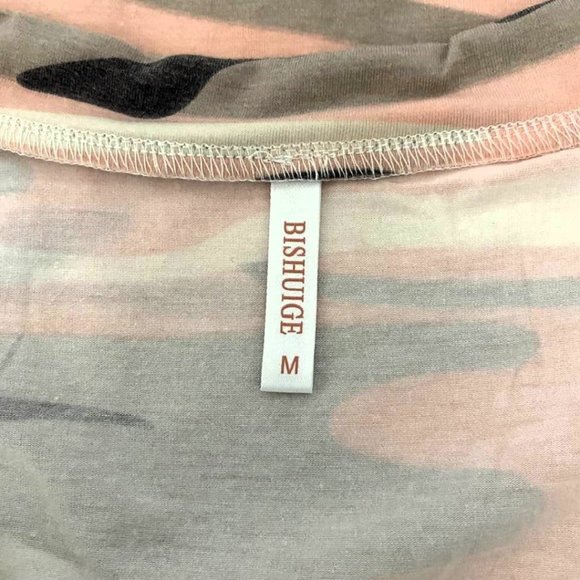 BISHUIGE Pink Camo Henley Tunic Top Size M Button V-Neck Stretch Casual Tee - Picture 7 of 10